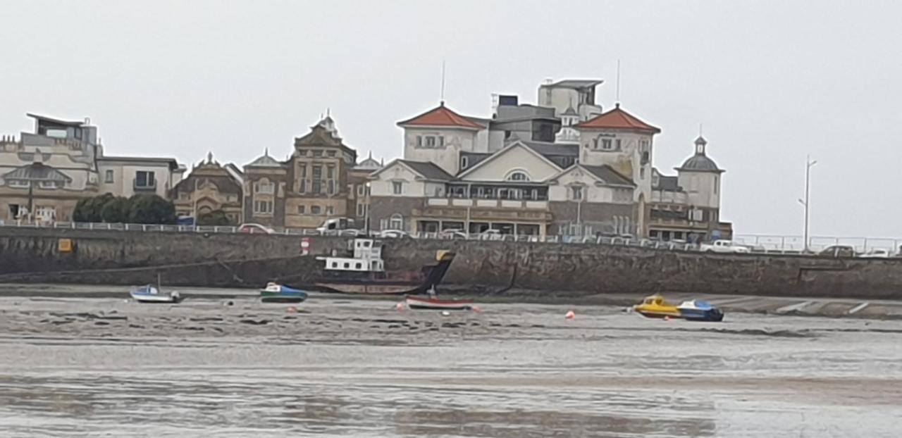 Holly Lodge Weston-super-Mare Eksteriør billede